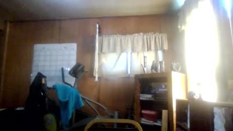 Snapshot of rosepanda chatting on September 17, 6:09 pm Lost4gain online show from September 17, 6:09 pm