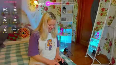 rosethomas_ online show from November 3, 8:48 am
