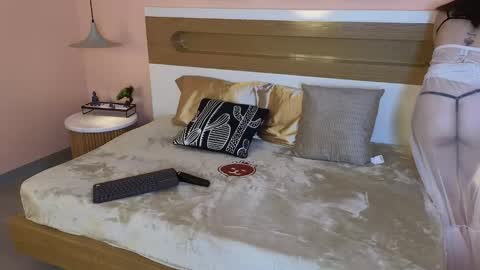 rosewilsom online show from February 27, 12:02 pm