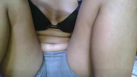 rosia685234 online show from November 27, 5:04 pm