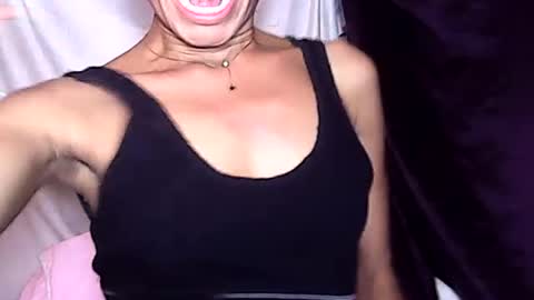 rosie6601 online show from July 16, 5:08 pm
