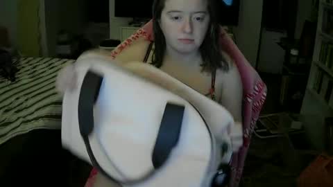 rosie8965804 online show from June 18, 3:18 am
