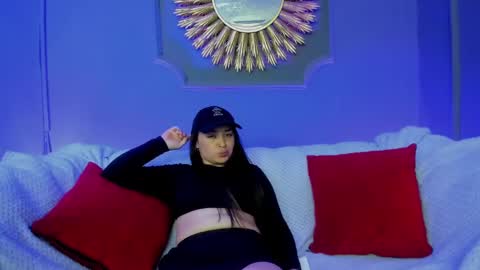 Snapshot of rosie_jhons chatting on January 28, 7:43 am rosie_jhons online show from January 28, 7:43 am