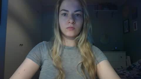 Rosie online show from March 17, 7:44 am