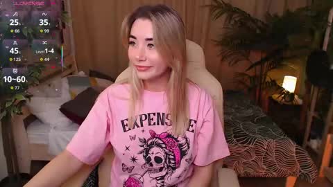 Rosie online show from November 25, 1:05 am