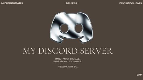 Snapshot of rosiebones chatting on February 21, 11:06 pm Rosie Bones online show from February 21, 11:06 pm