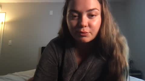 Snapshot of rosielinda16 chatting on September 9, 8:08 pm Rosie online show from September 9, 8:08 pm