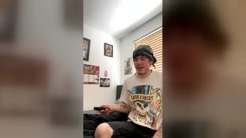 ross158609 online show from May 19, 3:29 pm