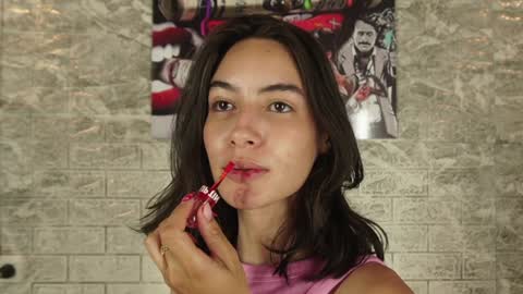 Snapshot of ross_b1 chatting on January 15, 8:41 am ROSS - online show from January 15, 8:41 am