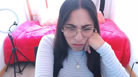 rosse online show from December 18, 2:23 pm