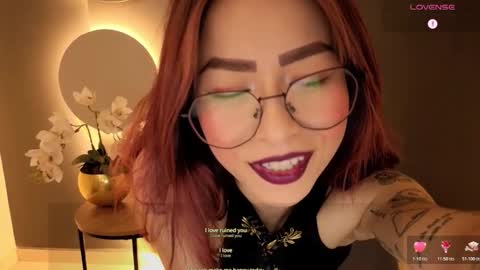 Snapshot of rosse_98_ chatting on January 10, 2:30 pm Miss Rosse online show from January 10, 2:30 pm
