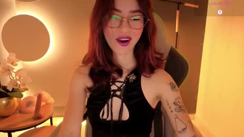 Snapshot of rosse_98_ chatting on February 3, 11:59 am Miss Rosse online show from February 3, 11:59 am