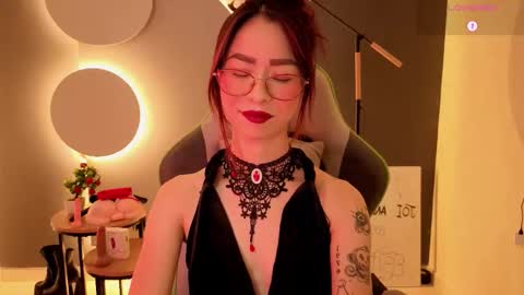 Snapshot of rosse_98_ chatting on February 24, 12:47 pm Miss Rosse online show from February 24, 12:47 pm