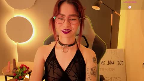 Snapshot of rosse_98_ chatting on March 4, 1:06 pm Miss Rosse online show from March 4, 1:06 pm