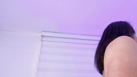   online show from April 15, 7:58 pm