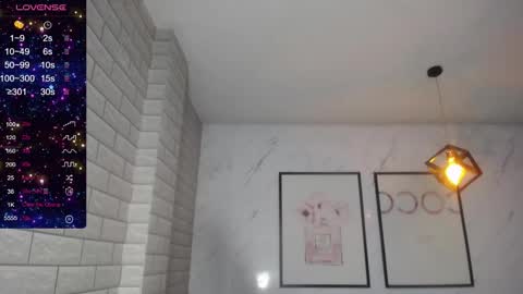 Snapshot of rosse_jeane_v chatting on January 26, 1:04 pm rosse jeane v online show from January 26, 1:04 pm