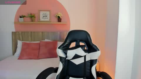 rossie_lanie_ online show from February 24, 12:25 pm