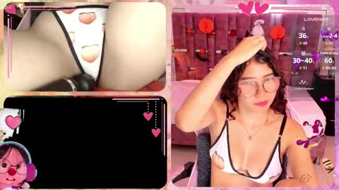 Snapshot of rossiegames chatting on October 21, 3:13 pm Rossie online show from October 21, 3:13 pm