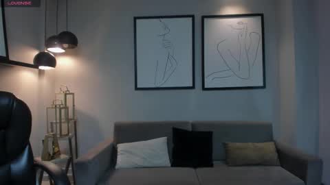 Rossie Rivers online show from February 4, 12:00 pm