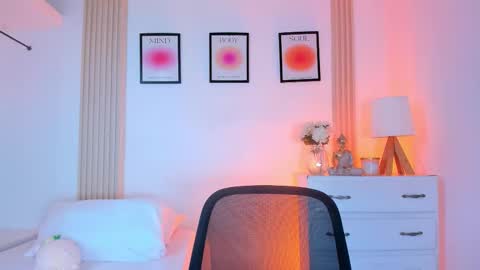 rossy_x online show from November 19, 6:19 pm