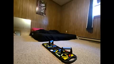 rosvelly8 online show from November 12, 6:30 pm