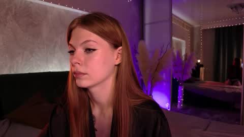 rosy_black_ online show from February 17, 6:03 pm