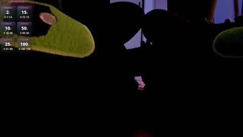 rosyejones online show from December 19, 3:57 am