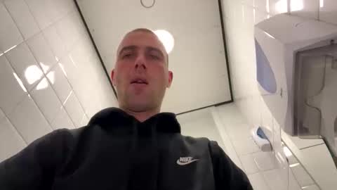 rotteei1 online show from October 20, 12:38 pm