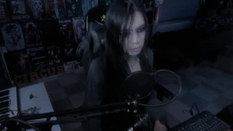 Snapshot of rotten_dreams chatting on February 13, 7:42 pm rot online show from February 13, 7:42 pm