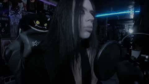 Snapshot of rotten_dreams chatting on February 25, 12:45 pm rot online show from February 25, 12:45 pm