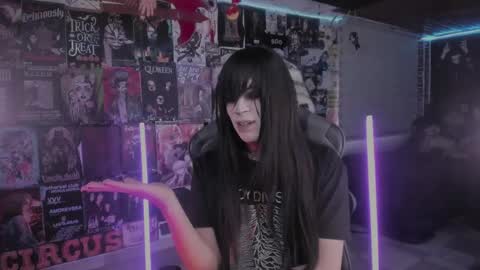 rot online show from May 14, 8:48 pm