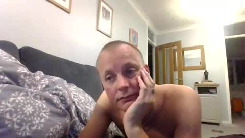 rotunda1874 online show from April 11, 12:26 am