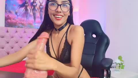 Snapshot of roulyy chatting on January 9, 7:50 pm JESSY ROULY online show from January 9, 7:50 pm