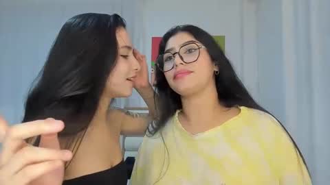 Snapshot of rous_and_sweet chatting on October 4, 4:21 am Rous and Sweet online show from October 4, 4:21 am