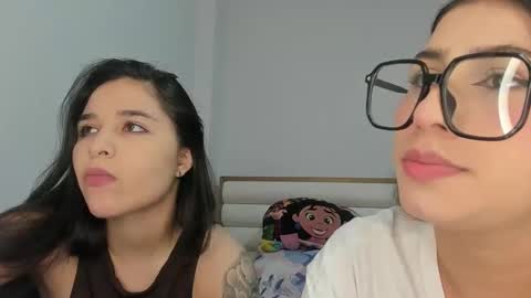 rous_and_sweet09 online show from April 30, 1:45 am
