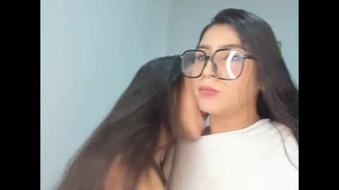 rous_and_sweet09 online show from May 20, 3:56 am