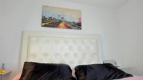 rouse_sexy_hotxx77 online show from April 21, 8:23 pm