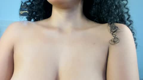 rouse_sexy_hotxx77 online show from July 28, 3:21 pm