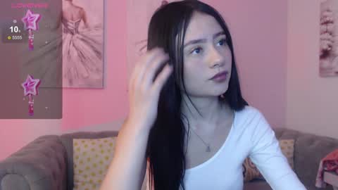 Rousee online show from December 18, 8:25 pm