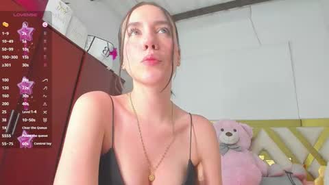 rousee_yarelds online show from October 14, 3:07 am