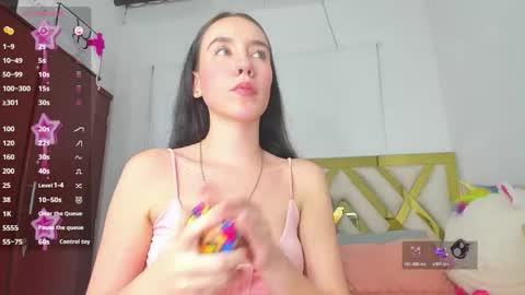 rousee_yarelds online show from November 28, 8:06 am