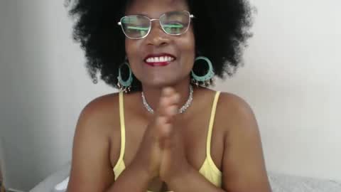 luxa online show from February 15, 1:16 pm