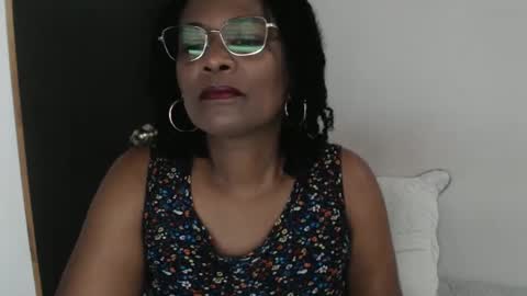 luxa online show from March 5, 12:55 pm