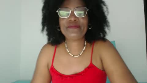 luxa online show from October 4, 1:42 pm