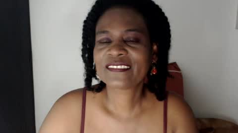 luxa online show from July 11, 1:47 pm