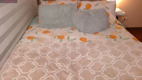 Rouss marie henao  online show from January 25, 6:01 am