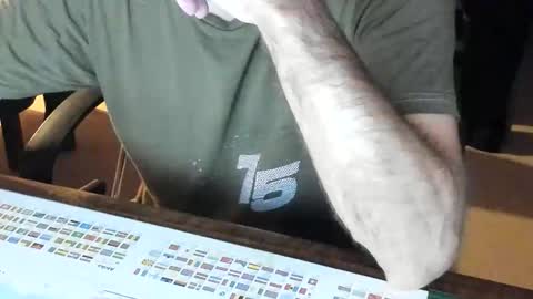 routi97 online show from October 26, 6:47 pm