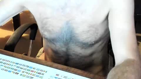 routi97 online show from November 1, 8:55 pm