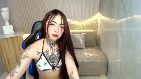 Roux  online show from October 7, 7:55 pm