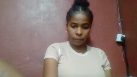 rovaelyah online show from March 17, 3:26 pm